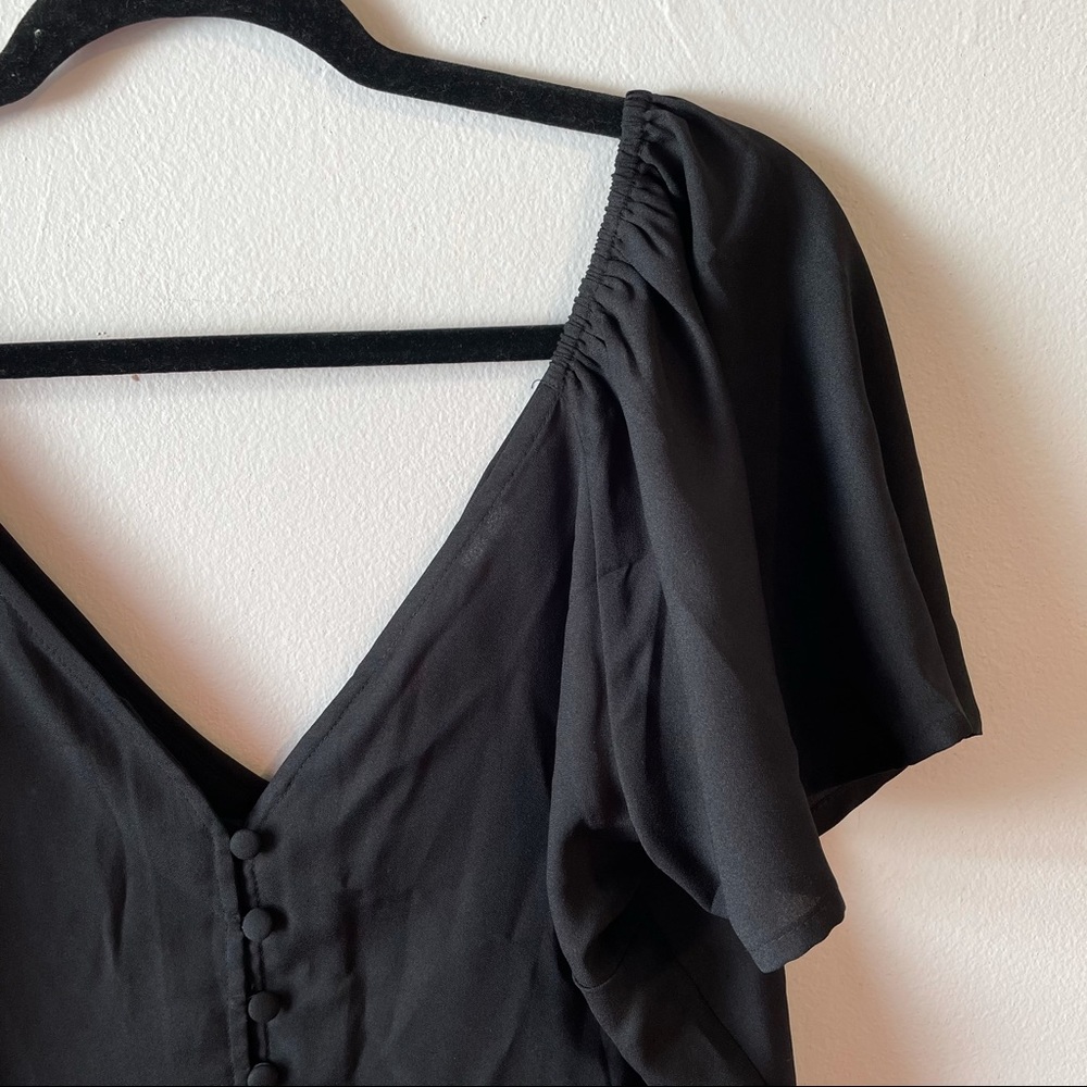 ASOS DESIGN Waisted Button Front Top - Picture 4 of 5